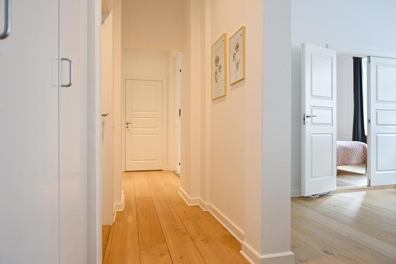 Sanders Arrow - Chic Three-Bedroom Apartment In The Middle Of 코펜하겐 외부 사진